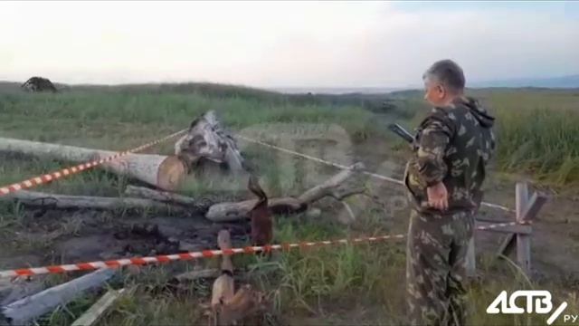 На мысе Слепиковского нашли авиационную бомбу смотреть онлайн