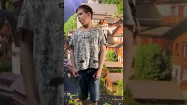 НЕ СКУЧАЕМ! Читаем стихи с «М.Т.С.». Читает Артем Козлов смотреть онлайн