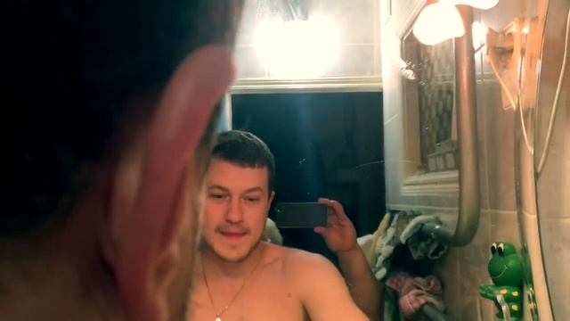 L.O.C. SEE SPRAY - чистящее средство для стекла в работе.(ванная) смотреть онлайн