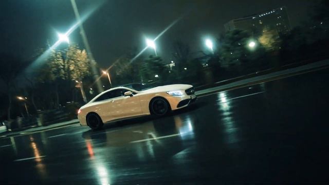 Mercedes Benz Toshkent ko'chalarida смотреть онлайн