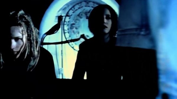 Alexia - The summer is crazy