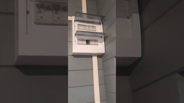 домик из минибруса. обзор садового домика через три года. смотреть онлайн