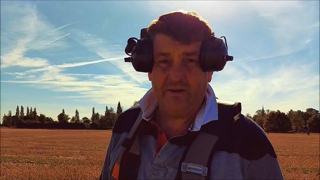 Metal detecting UK Wonderful finds with the Star 1 MDC смотреть онлайн