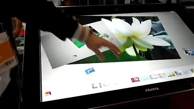 Интерактивный LCD стол от ООО "Новый Век" смотреть онлайн