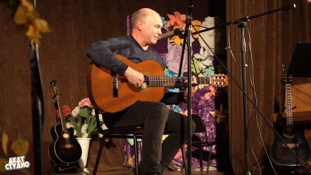 Владимир Стригин с песней ПЛЫВЕТ БАРЖА