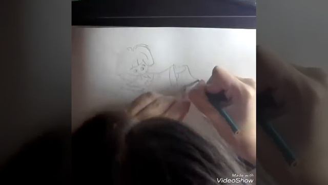 Рисую двумя руками одновременно. Две руки-два карандаша. Рисую карандашом смотреть онлайн