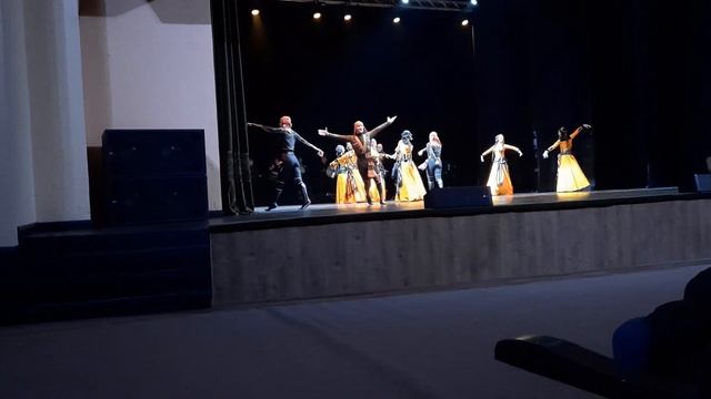 5/17. Хореографический ансамбль Батуми. Грузинские народные танцы и песни. смотреть онлайн