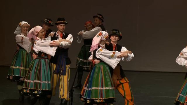 Zespół Pieśni i Tańca „Nowa Huta" - Kujawiak смотреть онлайн