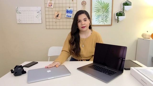 Macbook Pro Unboxing + Studio Vlog, Small Business Upgrade, Making & Packing Orders