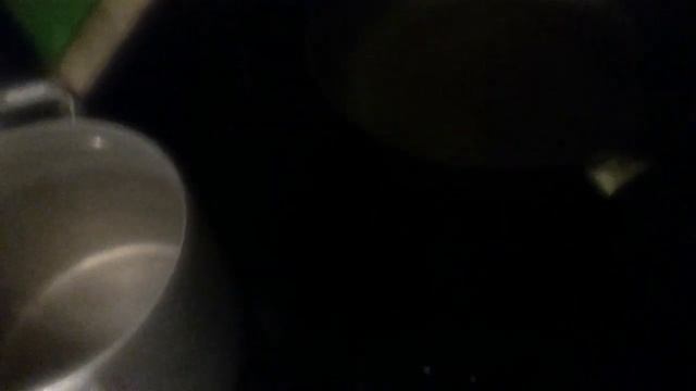 Готовлю и ем акционную тушёнку с макароном смотреть онлайн