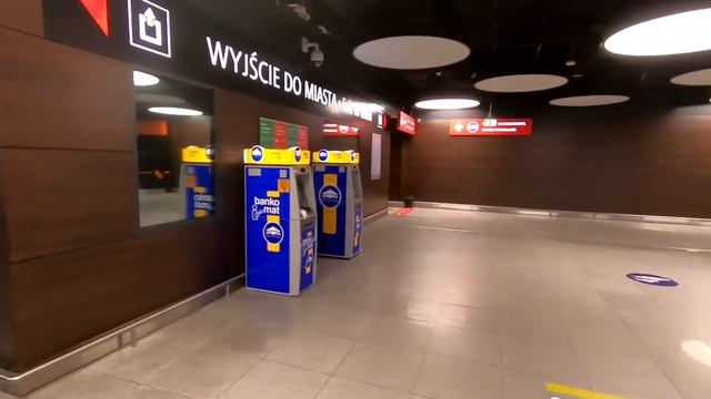 Gdańsk Lech Wałęsa Airport | Poland | 02/05/22 смотреть онлайн