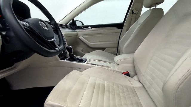 VOLKSWAGEN PASSAT 2018 HIGHLINE 1,8 Benzyna, 180km, Welury✅ Na Sprzedaż ✅ Pewne Używane Auto ✅ смотреть онлайн