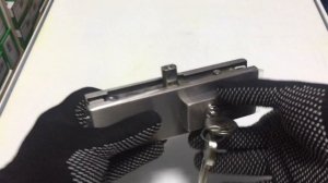 Замок угловой с круглым ригелем S-150R SS