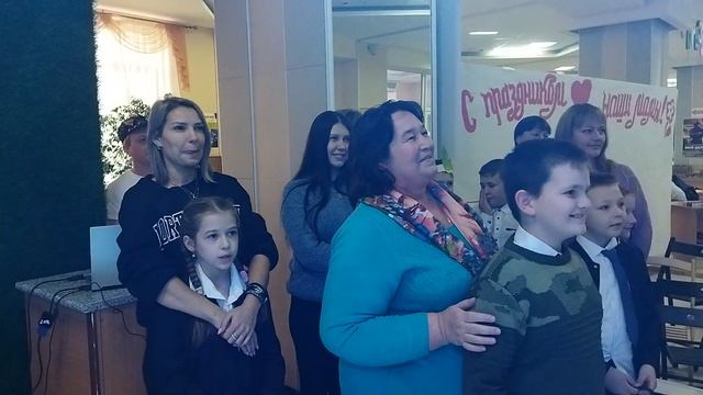 Мини концерт для мам смотреть онлайн