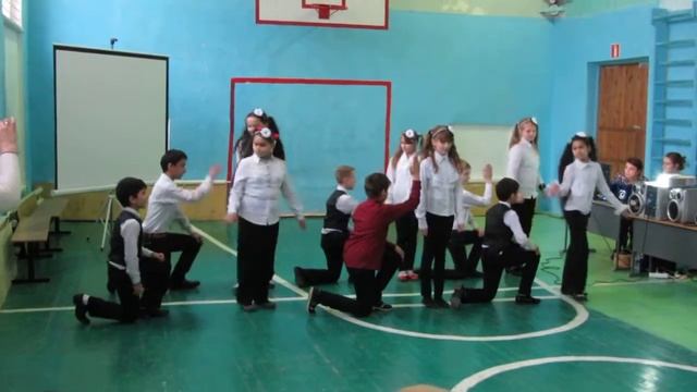 Танцы народов мира (на мотив музыки Летка-Енка) смотреть онлайн