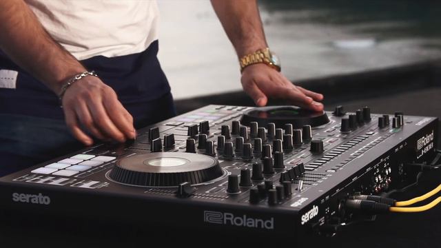 Roland & Loopmasters DJ Tools Sample Pack feat. DJ Skillz and DJ-808 смотреть онлайн