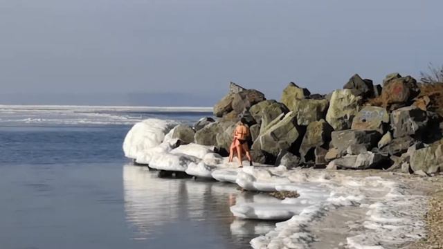 Девушки моржихи во Владивостоке смотреть онлайн