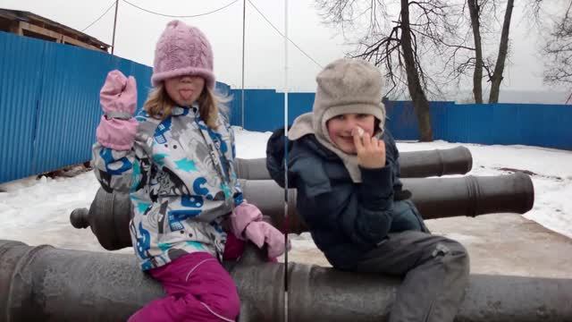 Алиса поёт песню "Пьяная дура" смотреть онлайн