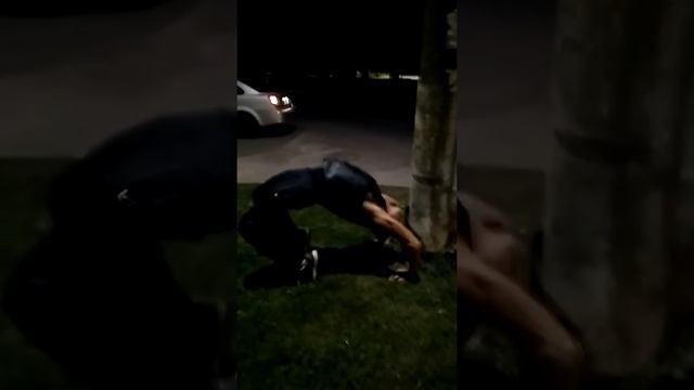 ОЛЕГ МОНГОЛ ПОКАЗЫВАЕТ КАК БЫТЬ РАСКРЕПОЩЕННЫМ. смотреть онлайн