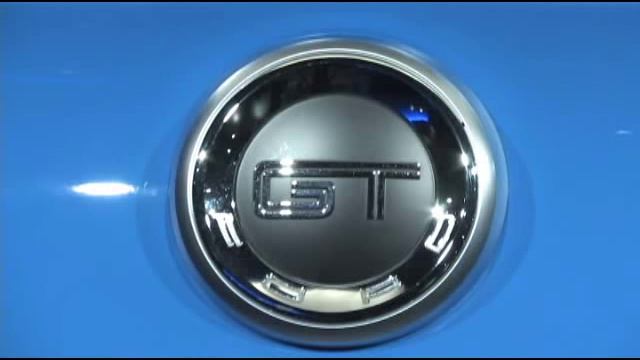 2010 Ford Mustang up close and personal смотреть онлайн