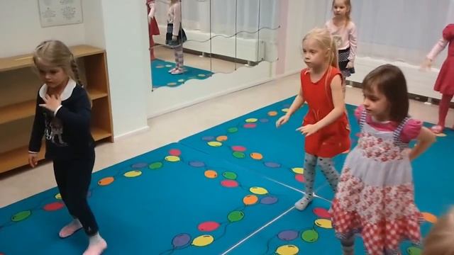 Lastenkulttuurikeskus Superkids Espoo. Tanssikerho-1. смотреть онлайн