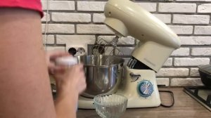 Планетарный миксер STARWIND SPM 7161. Подробный обзор с рецептами.