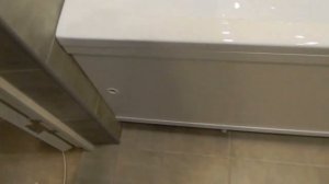 Установка экрана на ванну.