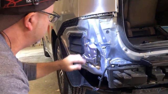 2020 Toyota Sienna Blind Spot Sensor Calibration смотреть онлайн