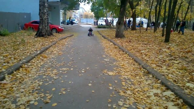 Прогулка у кукольного театра смотреть онлайн