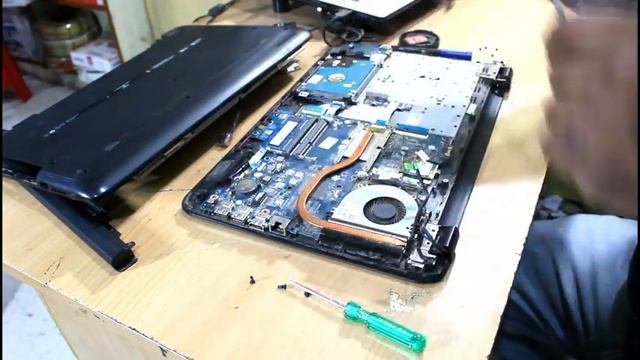 HP Laptop ac101tu dc jack replacement смотреть онлайн