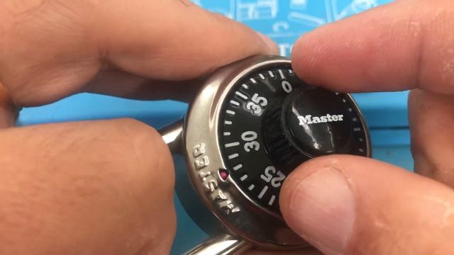 Как вскрыть навесной лимбовый замок master lock смотреть онлайн