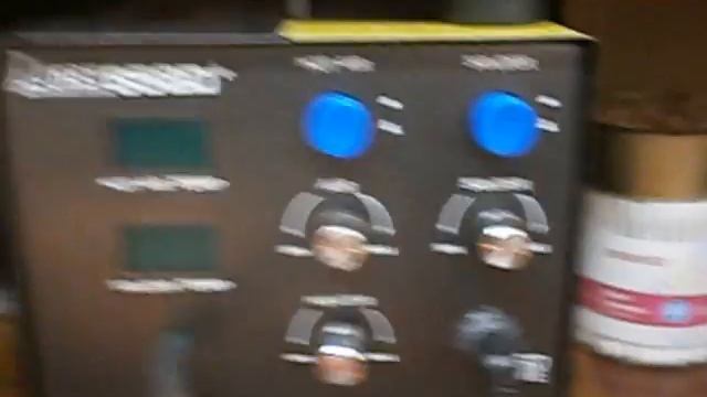 Видео обзор паяльной станции Lukey 852D+ смотреть онлайн