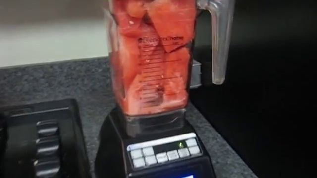 Mega Fail Blendtec смотреть онлайн