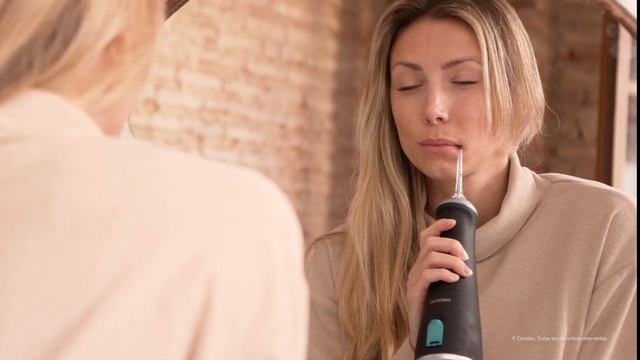 Portable oral irrigator ToothCare 1100 Jet Liberty смотреть онлайн
