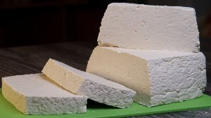 1100 гр. Тофу_Тыби за 40 руб. Тофу нежное, как в Ташкенте, хорошо держит форму. Вкуснее магазинного