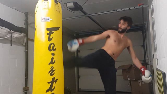 Fairtex heavybag defloration смотреть онлайн
