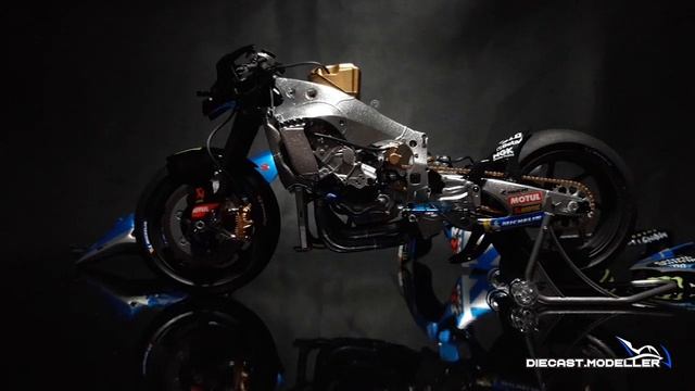 1/12 TAMIYA team SUZUKI ECSTAR GSX-RR 2022 Alex Rins - motorcycle model - build documentation смотреть онлайн