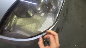 Снял китайскую тонировочную пленку с фар через 5 лет