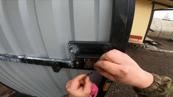 Как поменять код на кодовом (Кнопочном) замке. Легко и просто.