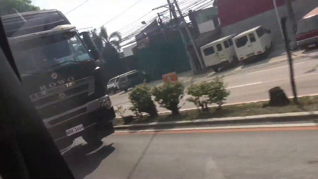 Black Howo Dump Truck in Congressional Ave. смотреть онлайн