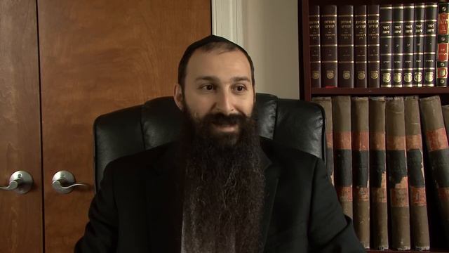 Why do Jewish people wear a Kippah? Why not just a normal hat? смотреть онлайн