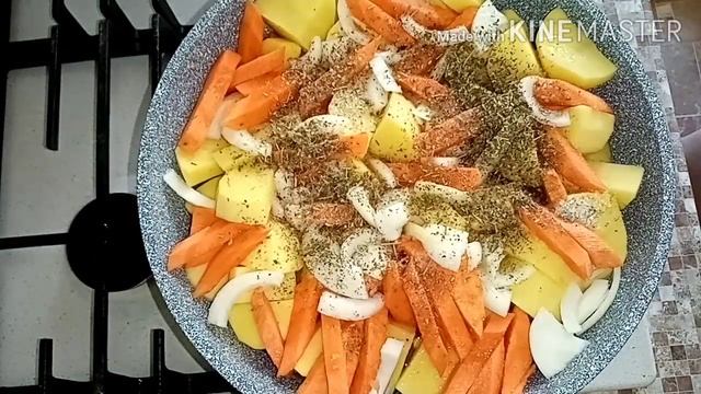 ?УЖИН на СКОРУЮ РУКУ. Брокколи с тушёной картошкой. смотреть онлайн