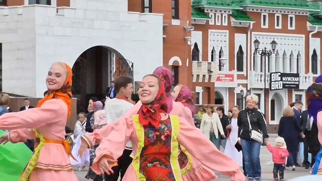 Народный ансамбль танца "Рвезылык" смотреть онлайн