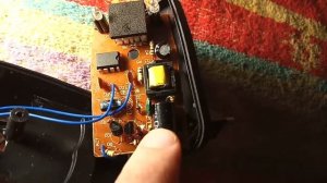 Разбираем Зарядку-лягушку