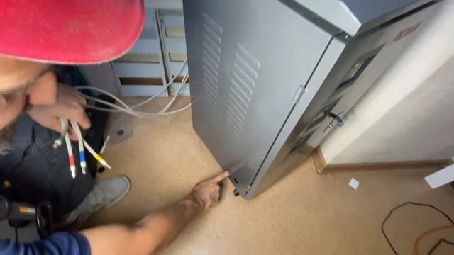 Подключение Стабилизатора напряжения Ресанта АСН-15000/3-Ц релейного типа 3фазы 15кВт смотреть онлайн