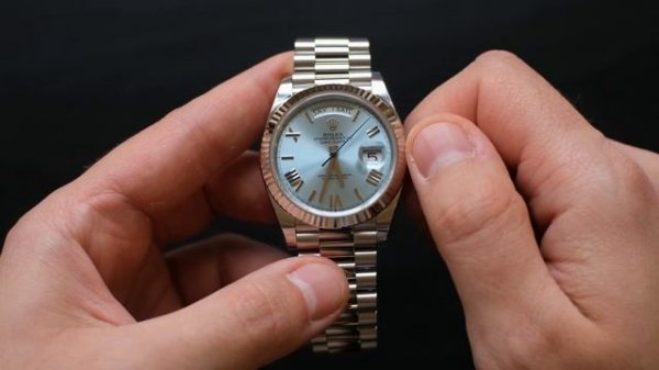 Как безопасно выставить дату и день недели на часах Rolex Day Date