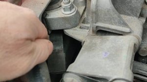 Форд Фокус причина вибрации в салоне на холостых.