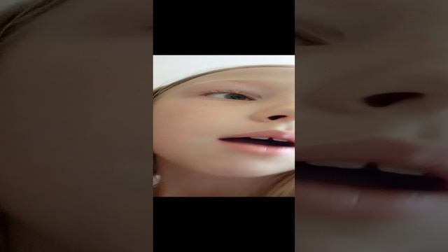 Как оттереть от стола маркер???