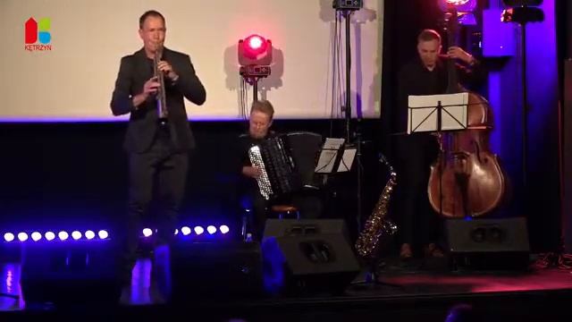 Tango Pour Claude-Tango Acoustic Trio смотреть онлайн