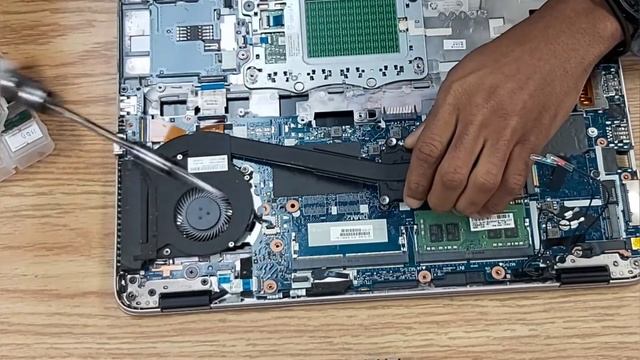 Hp Elitebook 840 G3 Teardown Tutoriel